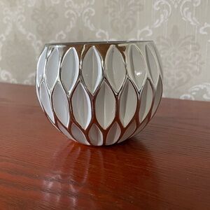 White & Silver Candleholder